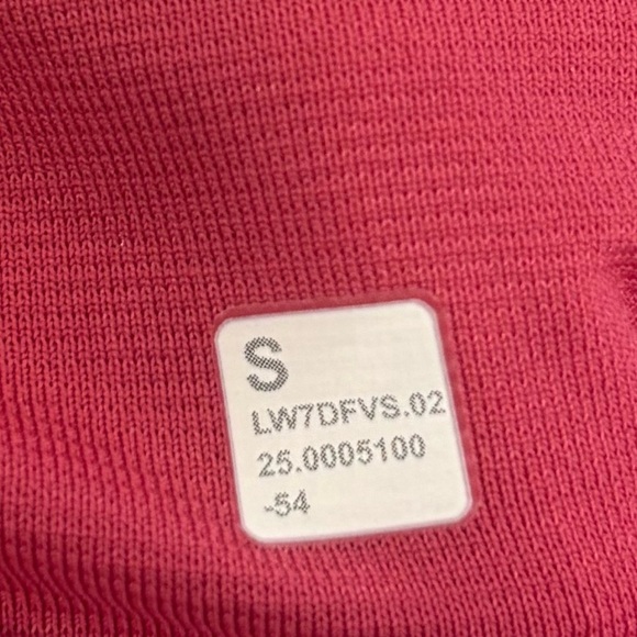NWT Lululemon Pace Crush High Rise Shorts 2.5" In Raspberry Coulis Size Small 6 - Picture 6 of 7